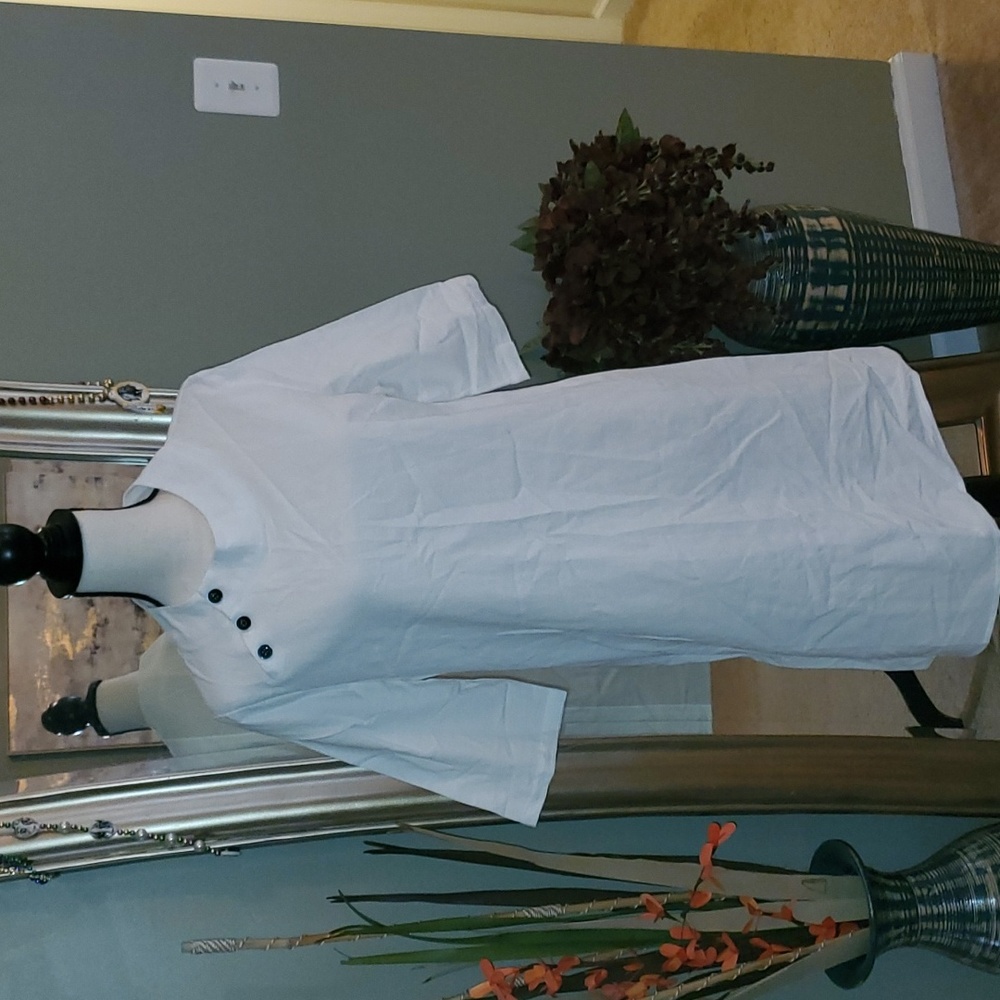 Woman white midi dress. size XL